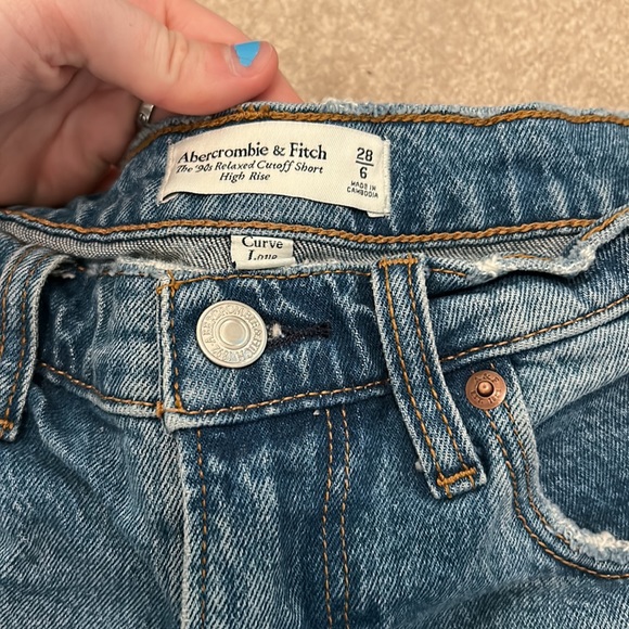 Abercrombie curve love denim shorts - Picture 2 of 3